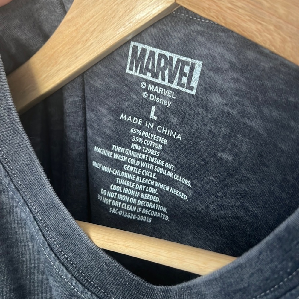 NWT Marvel Not All Heroes Wear Capes Tee - Size Large - Picture 6 of 10